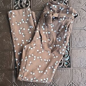Jules & Leopold Brown with White flowers Stretch Pants